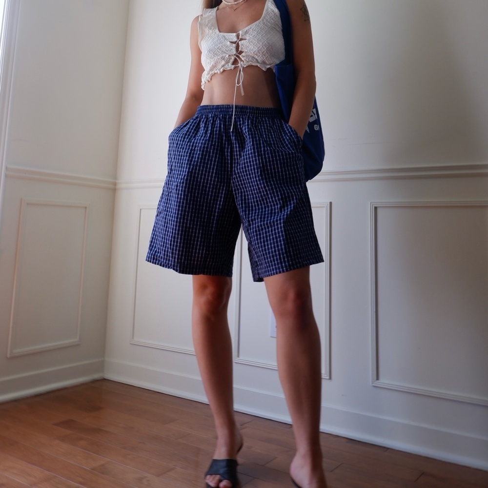 A Bronze Age High-Waist Navy Plaid High-Rise Shorts - Picture 3 of 4